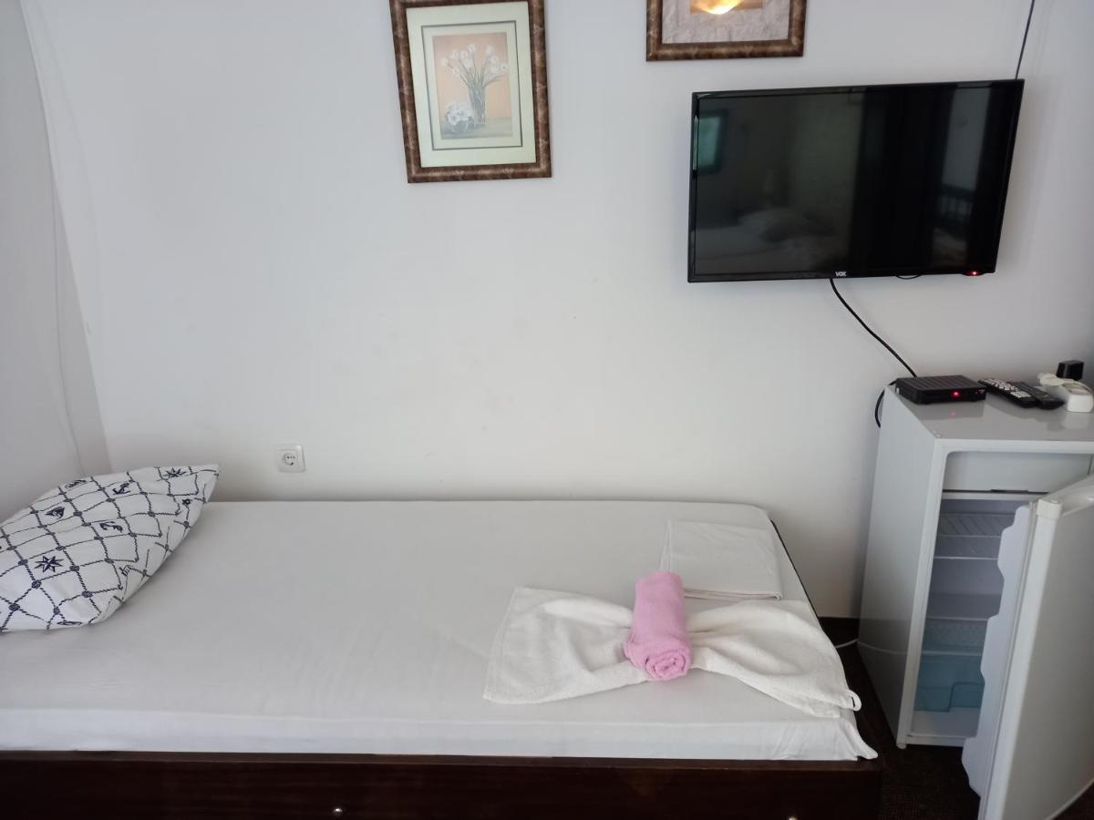 Hotel Sea View Risan Exterior foto
